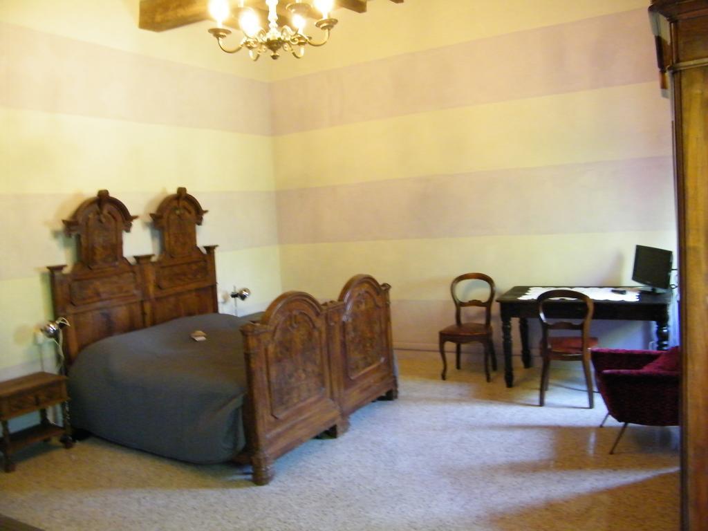 Room And Breakfast Torre Felino ภายนอก รูปภาพ